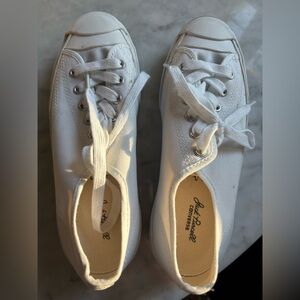 Women's Classic White Sneakers